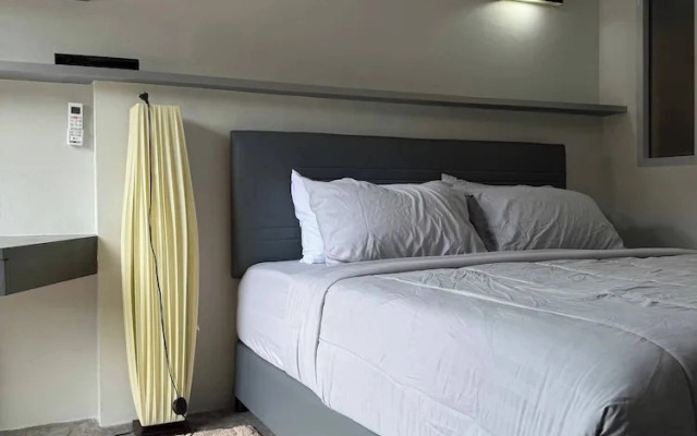 Charming 1-bedroom Apartment Near Bangrak Beach