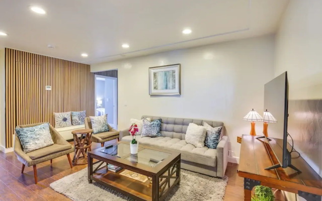 Modern Duplex Near Gaylord Resort & Bayfront!