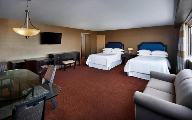 Sheraton Inner Harbor Hotel