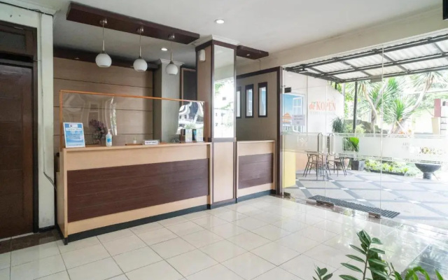 Urbanview Hotel De Kopen Malang By Reddoorz