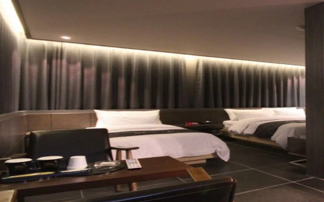 Yeow-B Hotel Jinju