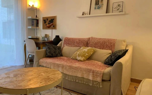 T2 cosy 70s