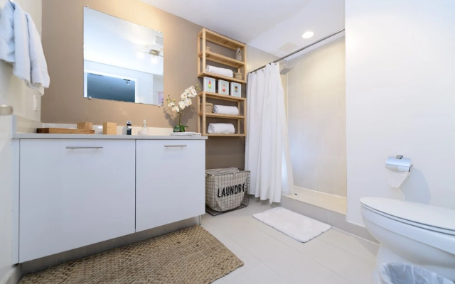 Miami World Rental - Midtown 507