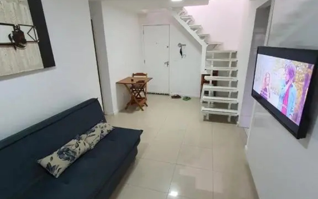 Cobertura com Piscina e Churrasqueira