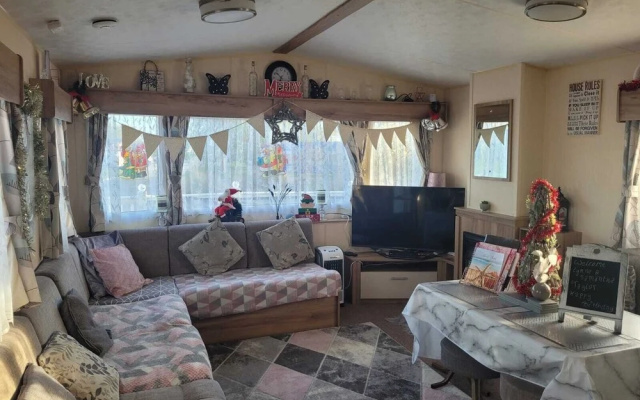 Impeccable 2-bed Apartment in Tattershall Lakes