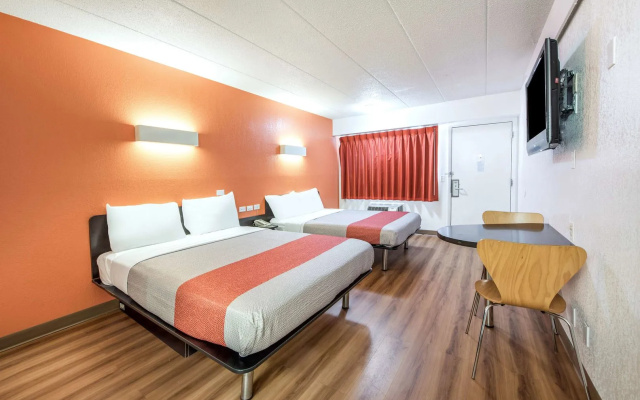 Motel 6 Columbus - Worthington