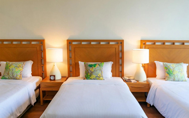 The Moon Beach Museum Resort