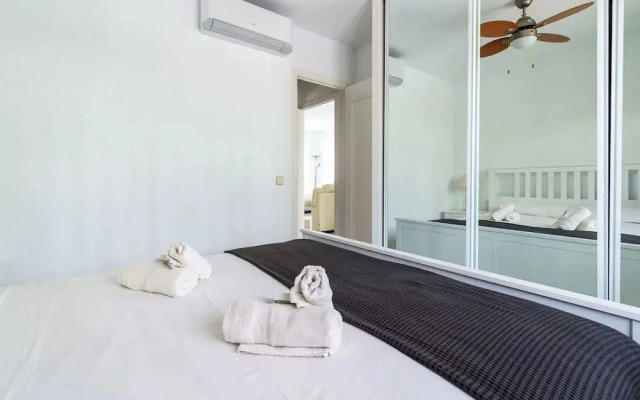 Peaceful Retreat Near the Beach
