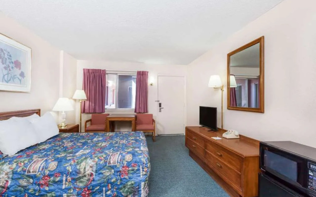 Days Inn Burns