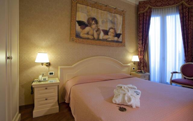 Отель Terme Roma Италия, Абано-Терме - 2 отзыва об отеле, цены и фото номеров - забронировать отель Terme Roma онлайн вид на фасад