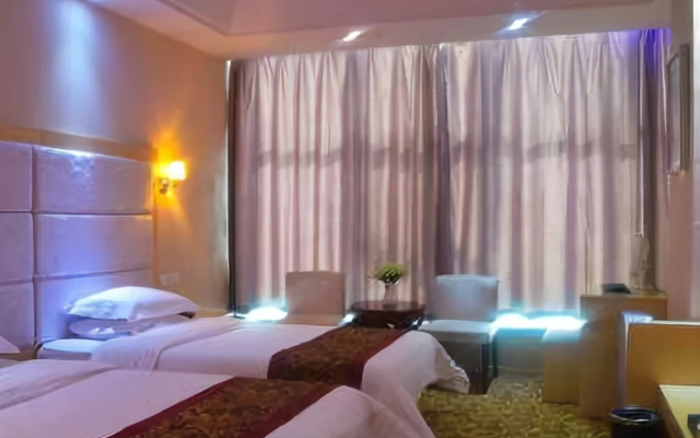 Bianjing Guomao Hotel (Kaifeng Xiaosongcheng Qingming Shangheyuan Store)