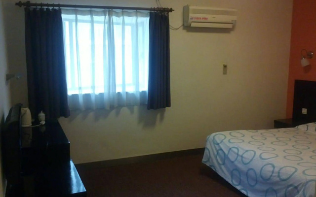 Motel 168 Shanghai Yindu Road Branch