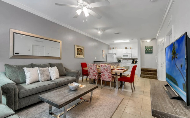 6-107 Lucaya - Master Vacation Homes