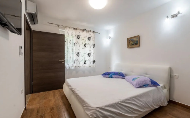 House St. Nikola