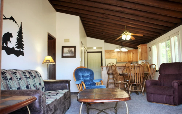 GetAways at Timbers at Island Park