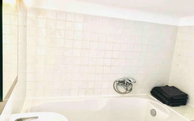 Duplex Rue Montaigne, 200m Palais des festivals