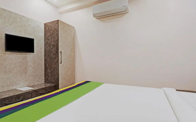 Itsy Hotels Ransu Residency