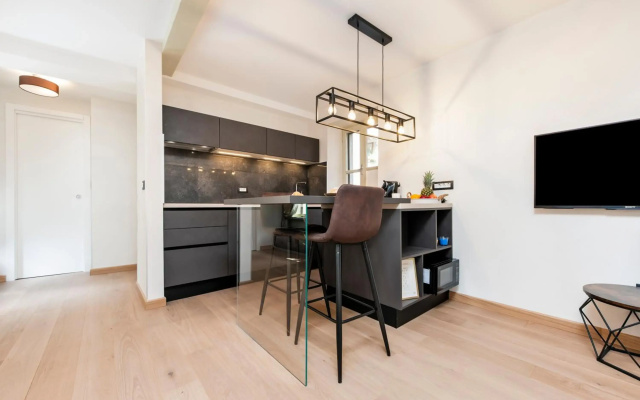 DC II Downtown apartment