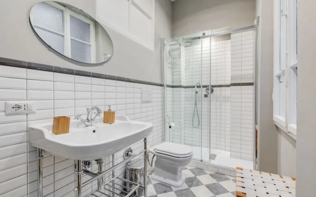 Monti Colosseum Apartment-Urbana