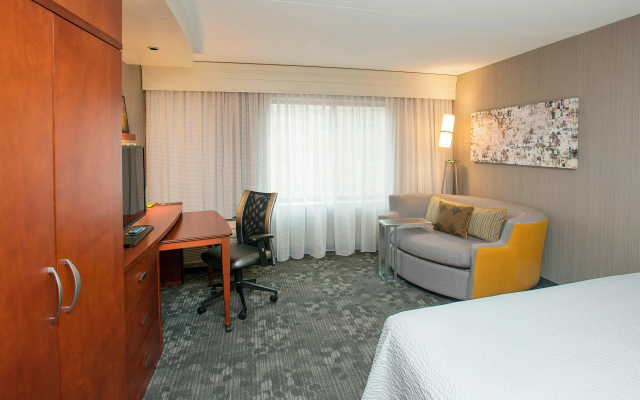 Courtyard by Marriott Cincinnati North at Union Centre