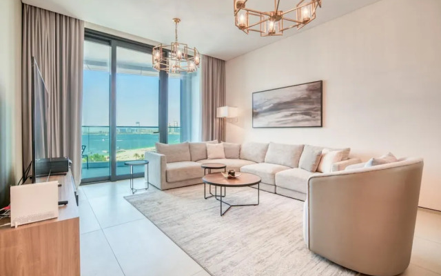Classy Address JBR 3BR w Balcony and Beach Access