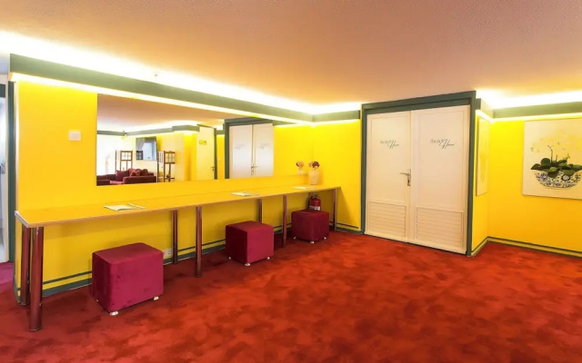 Harem Hotel