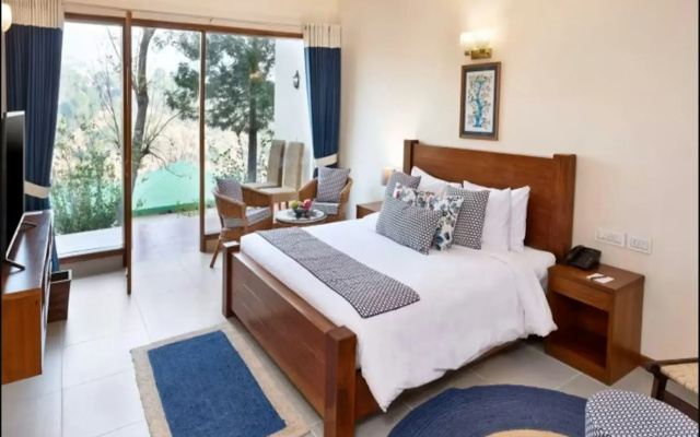 Suryavilas Luxury Resort & Spa