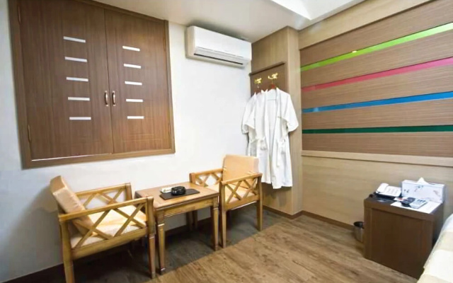 Gentleman Hotel