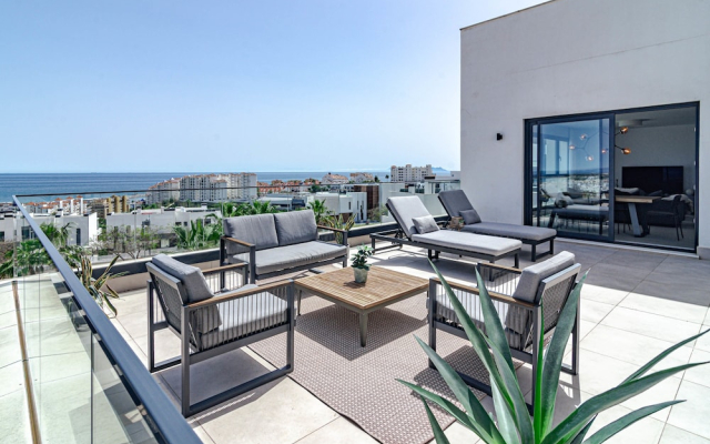 Lme10.3a - Bright Modern Flat With Amazing Terrace