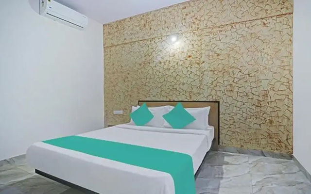 FabHotel Galaxy Suites - Near MP Layout Metro Station, Hebbal