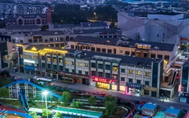 Stream Hotel