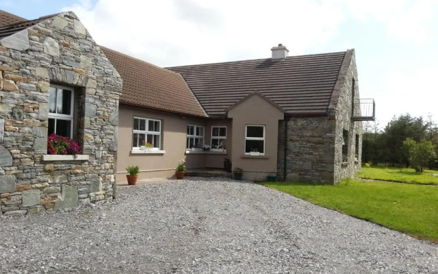 Shanakeever Farm 2 - Clifden Country Homes