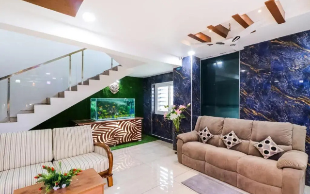 Hotel Royal Mahalakshmi Inn by OYO Rooms