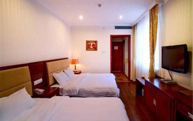 Omake Holiday Hotel