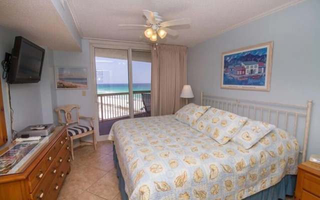Pelican Beach 0712 2 Bedroom Condo by Pelican Beach Management