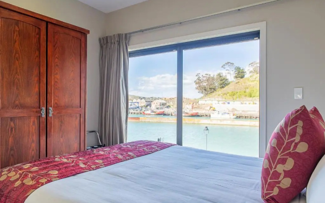 Portside Hotel