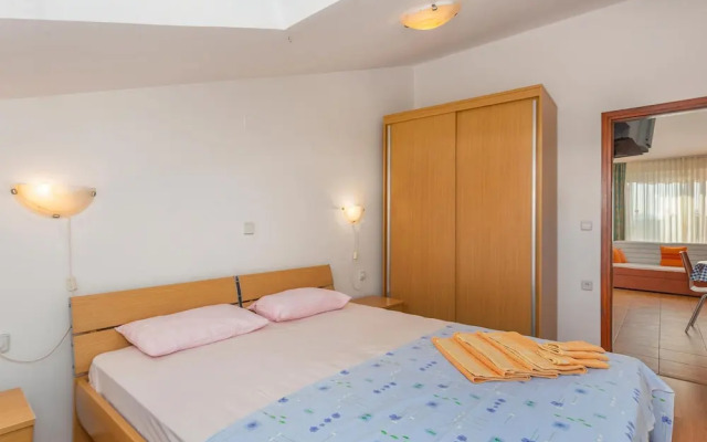 Nice Home in Punat With Wifi and 2 Bedrooms