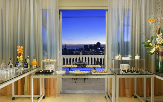 Grand Hotel Savoia Genova, Curio Collection by Hilton