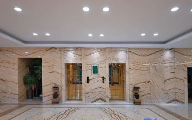 Vienna International Hotel (Korla Swan River)