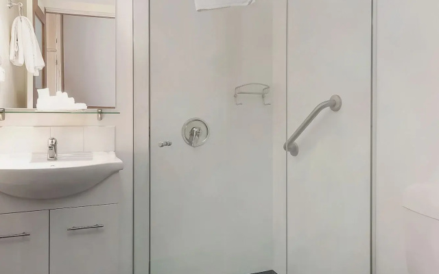 Marquis Hotel Motel