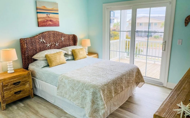 1030 Ocean 5 Bedroom Home by RedAwning
