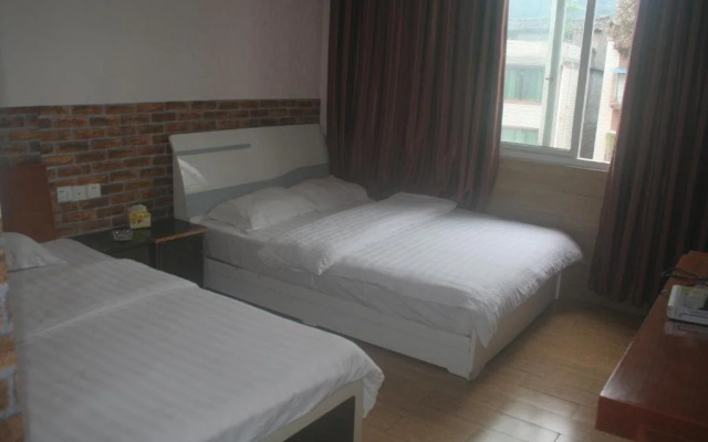 Hongming Business Hotel