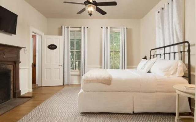 Mustard Seed B&B on the Llano