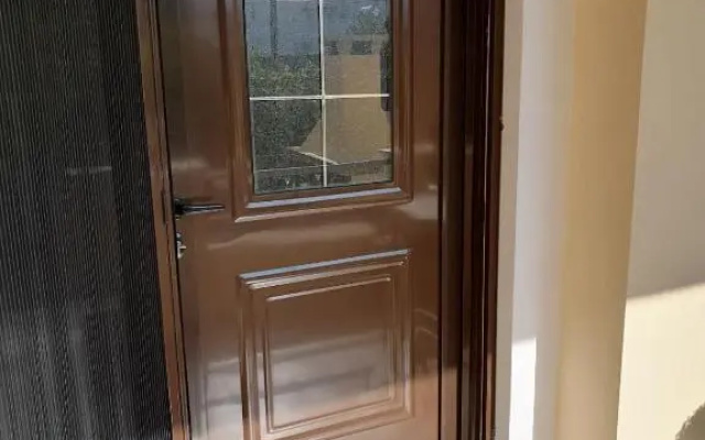 Nicole Apartment