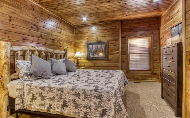 Lazy Bear Lodge