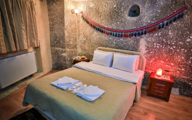 Sos Cave Hotel
