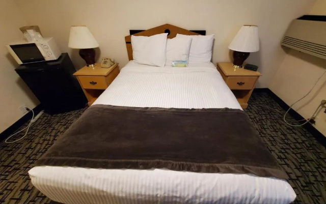 Groton Inn & Suites