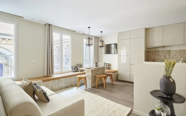 Modern 2 Bedrooms Apartment Le Marais/ Beaubourg