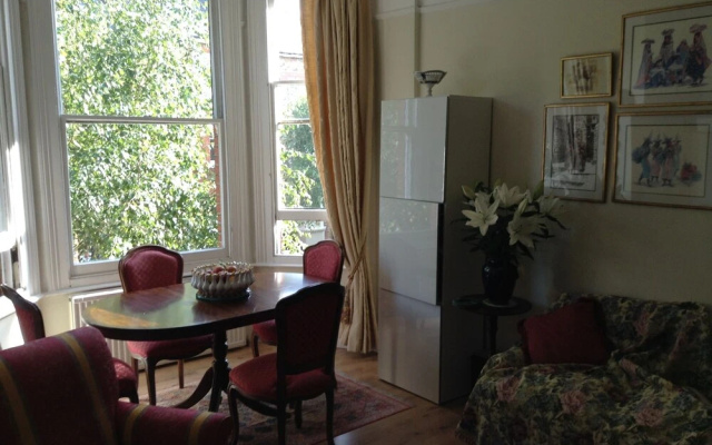 Beautiful Apartment in Best Part of Central London