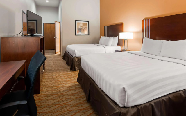 Spring Inn & Suites